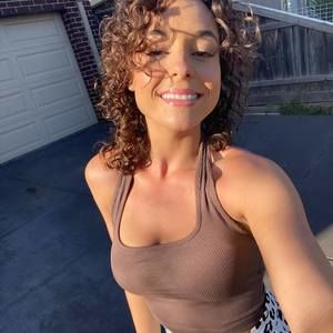 Meet your Posher, Alissa